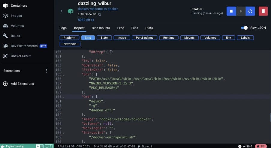 واجهة برنامج Docker Desktop تعرض نافذة الأوامر البرمجية لإنشاء وتشغيل الحاويات على نظام ويندوز