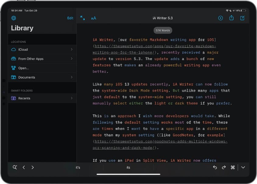 واجهة تطبيق iA Writer على جهاز Mac – تعرض تجربة الكتابة النقية على الحاسوب بخط واضح ومنسق.