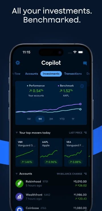 شاشة Copilot Money للآيفون تعرض جميع استثماراتك مع ميزة All Your Investments Benchmarked